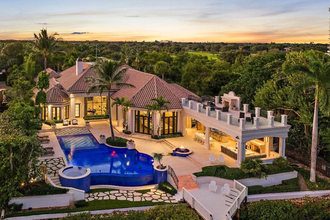 Photo of 372 Regatta Drive