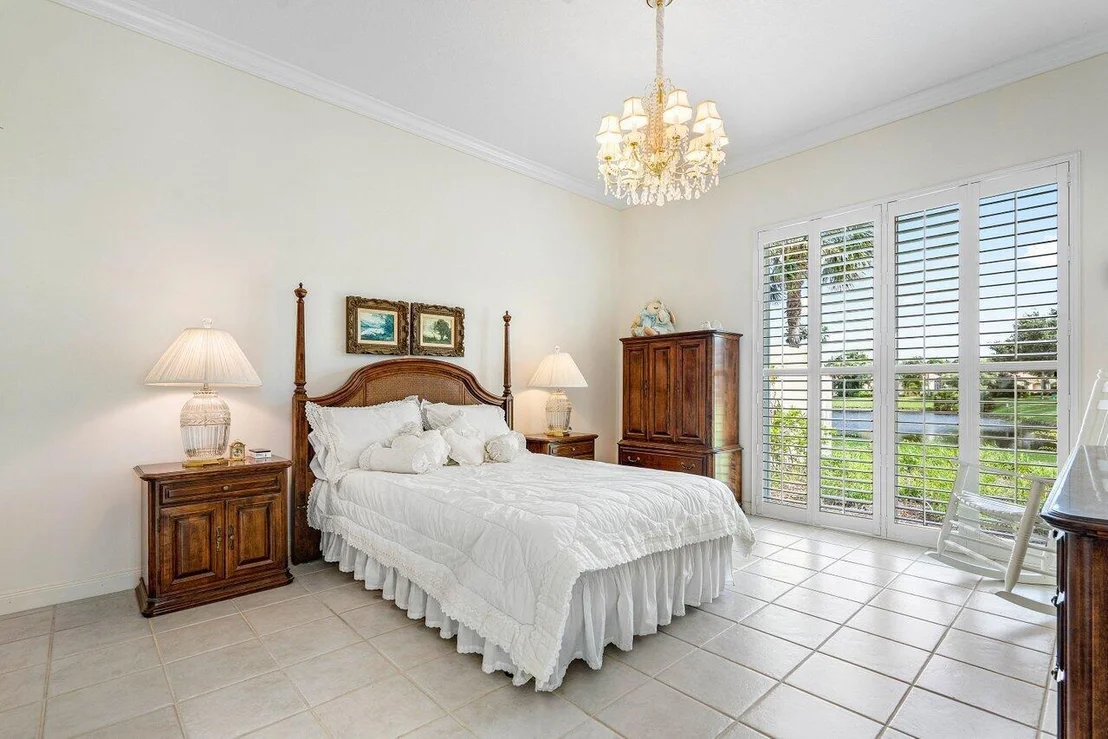Photo of 4775 Lakeland Drive