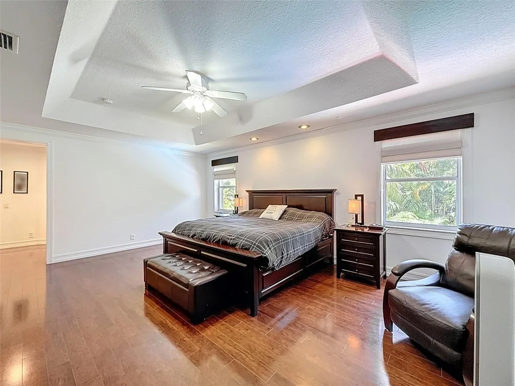 Photo of 1673 VICTORIA POINTE Circle