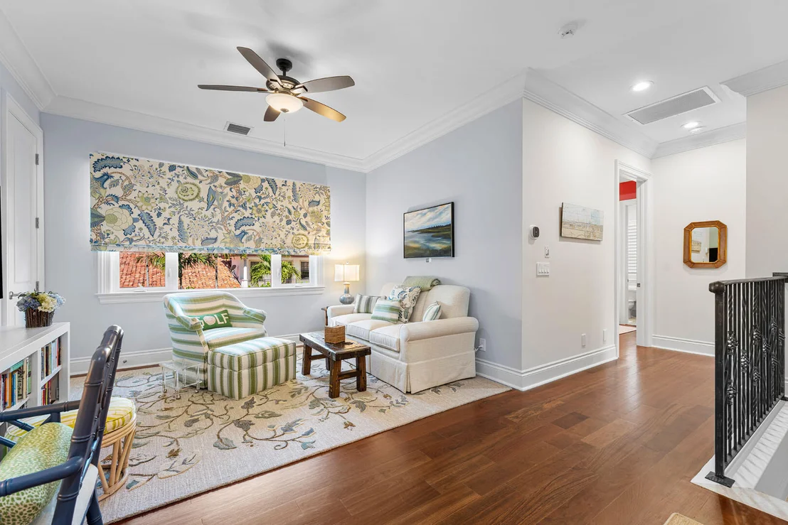Photo of 2233 Date Palm Road