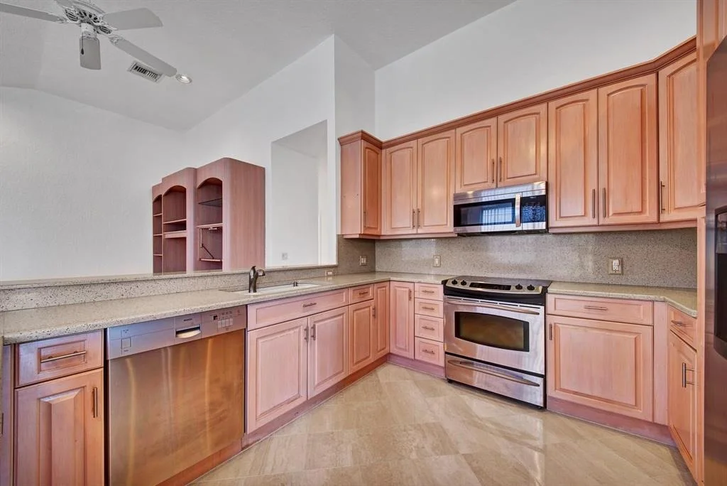 Photo of 6261 Evian Place