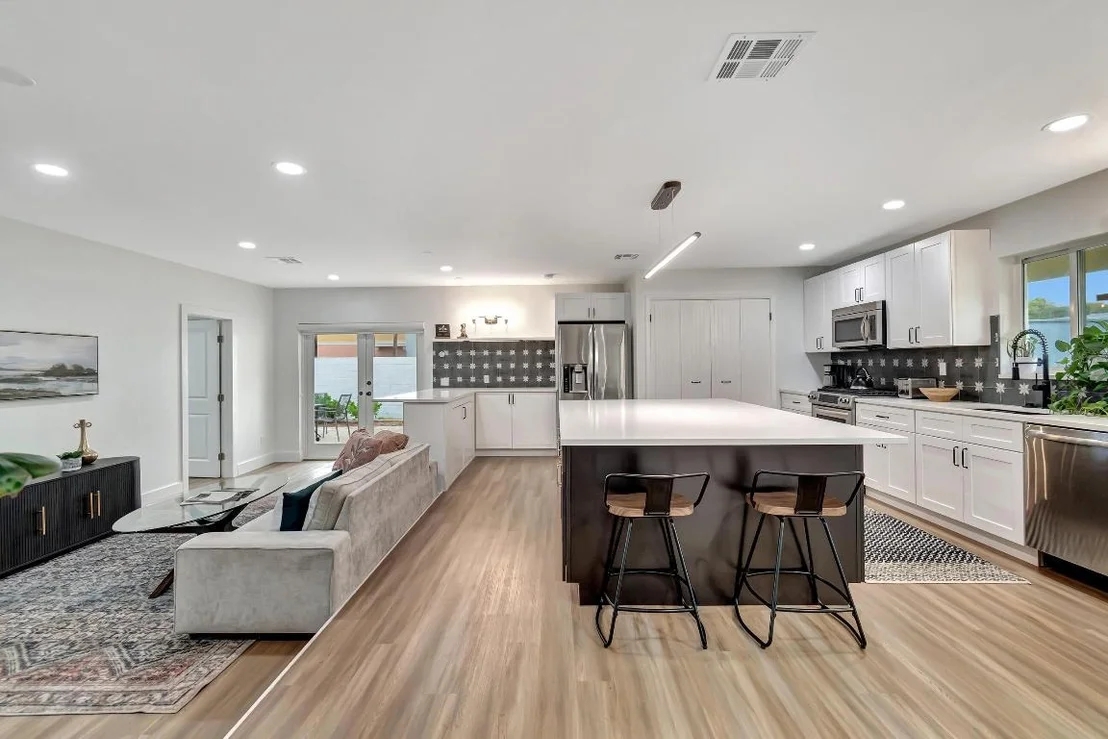 Photo of 620 Las Palmas Park