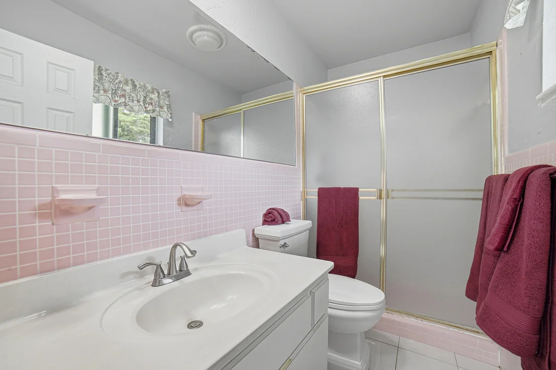 Photo of 720 N CRESCENT Drive