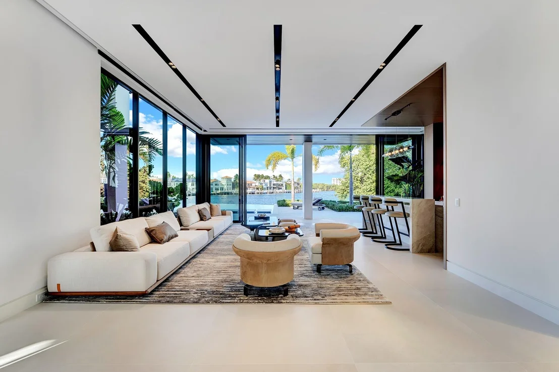 Photo of 829 Orchid Drive