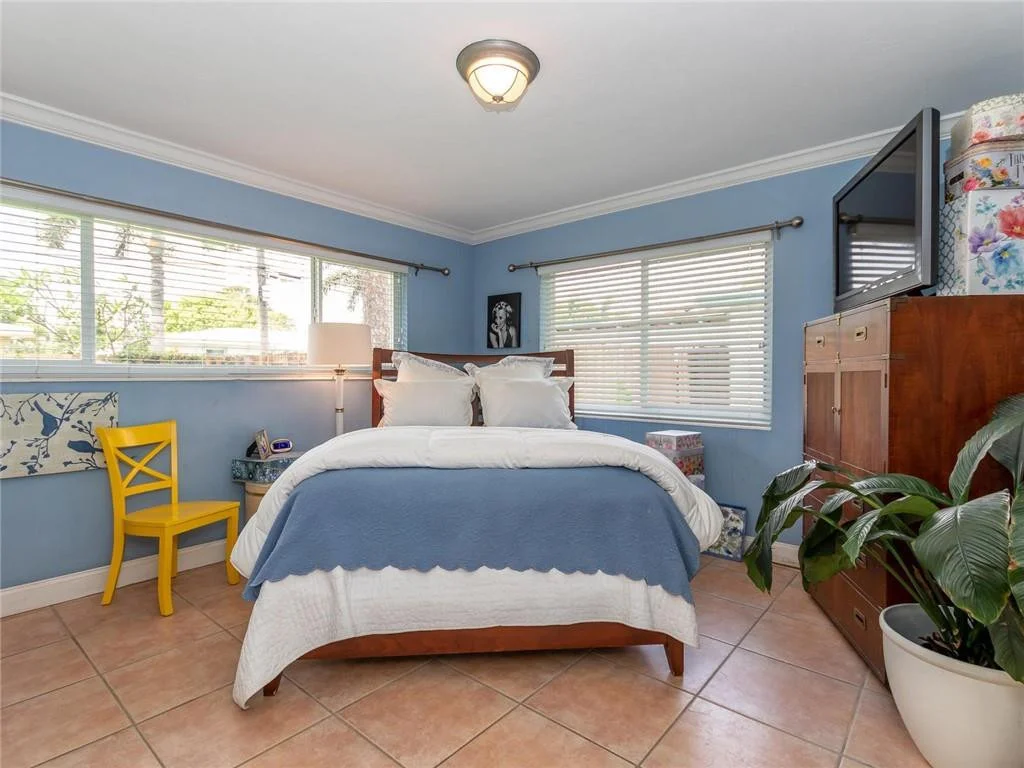 Photo of 111 SE 8th Street
