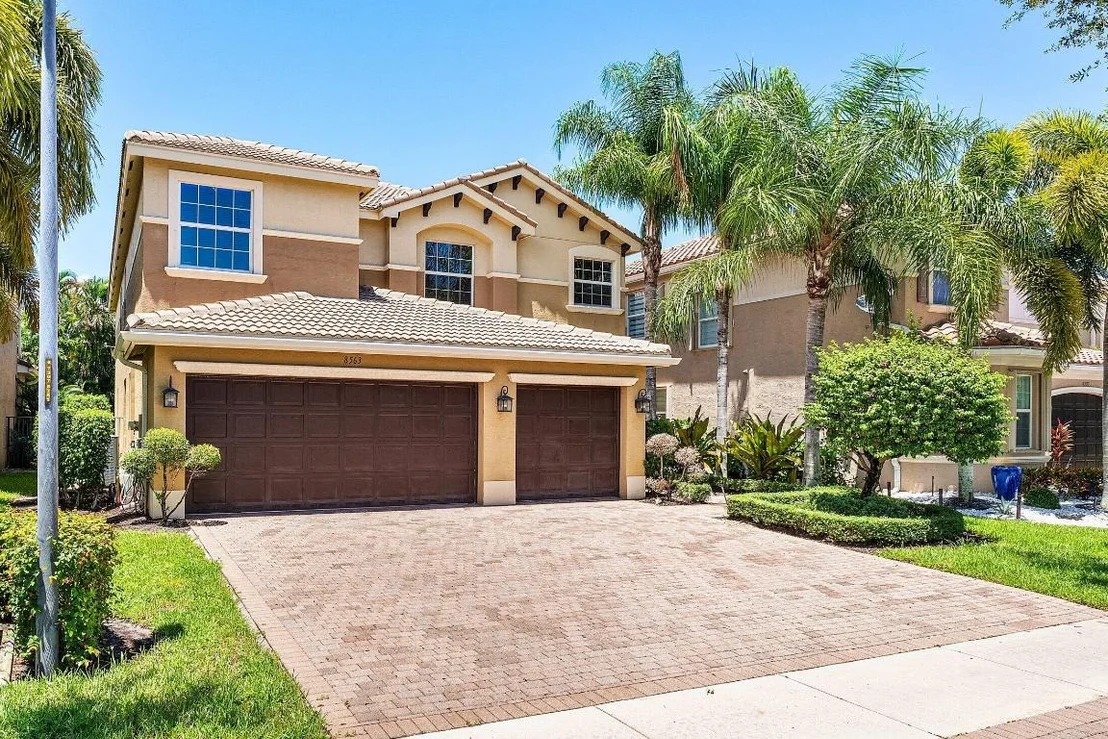 Photo of 8563 Briar Rose Point