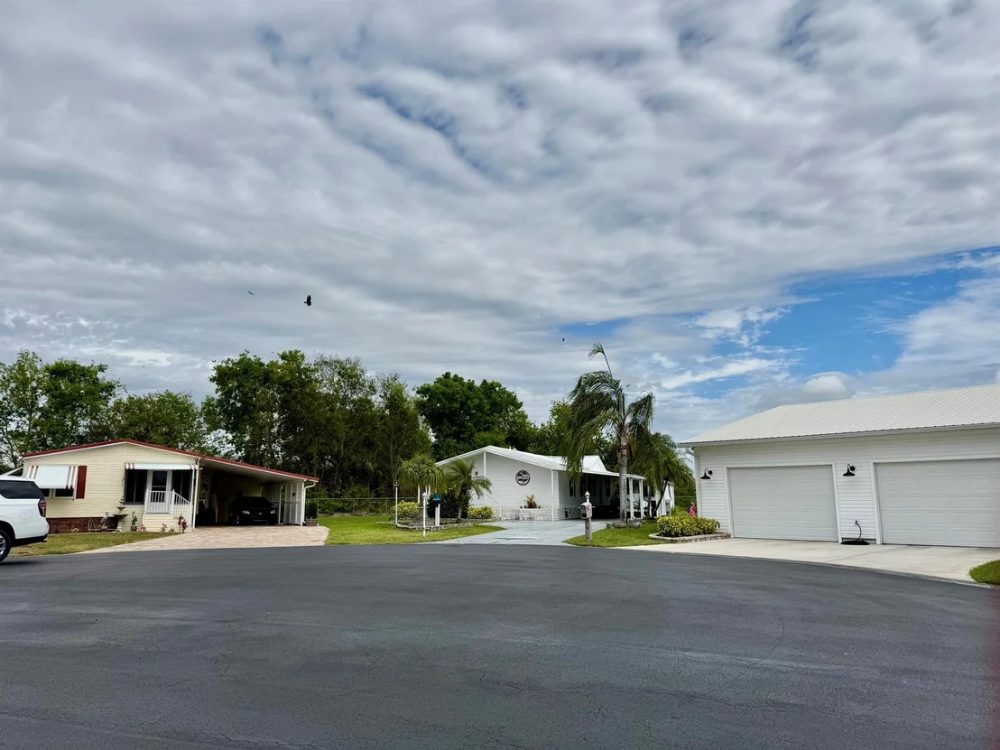 Photo of 1615 SW 35th Circle