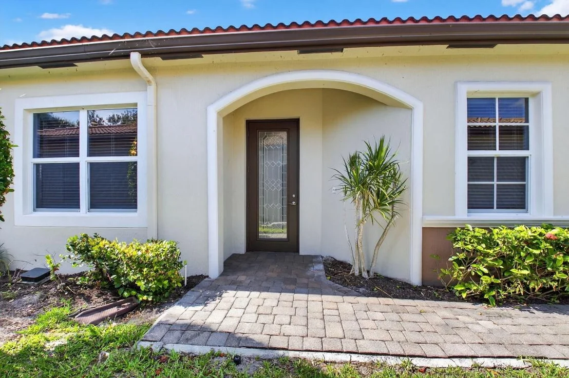 Photo of 14888 Via Porta