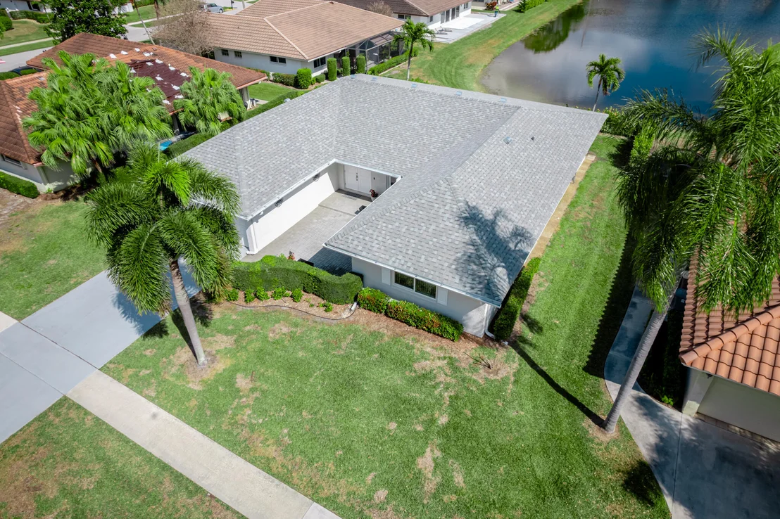 Photo of 10370 Greentrail Drive N