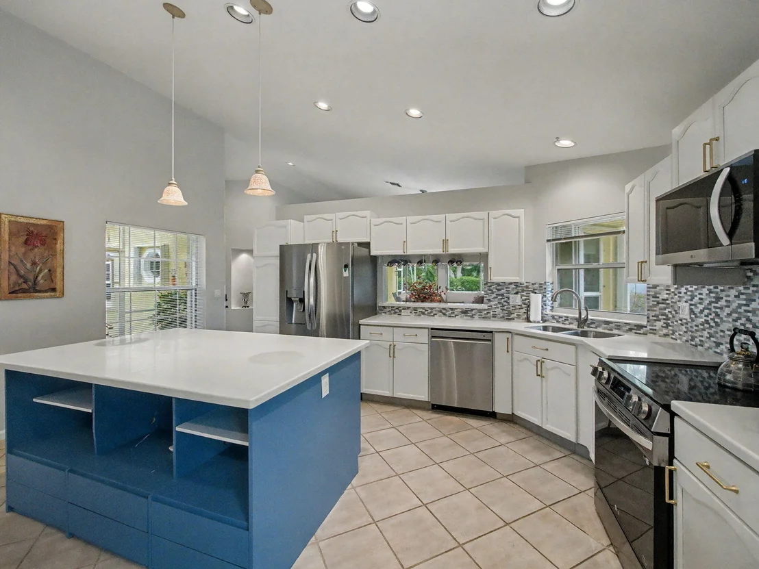 Photo of 157 Harbor Lake Circle