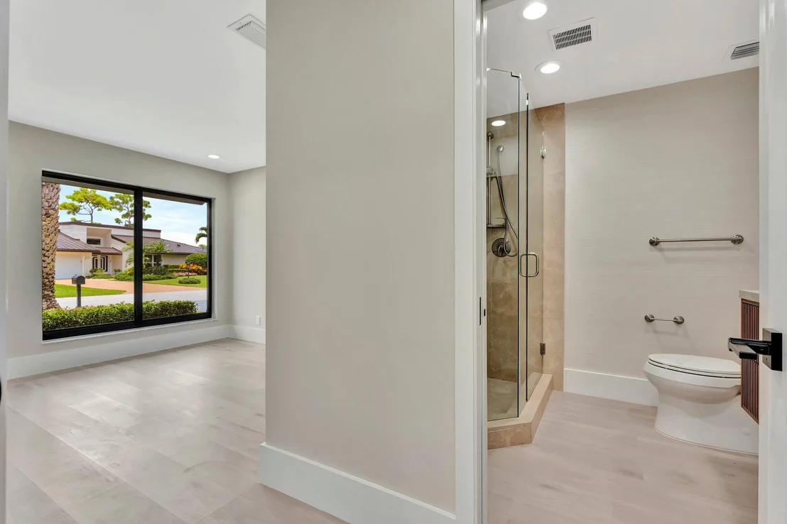 Photo of 5011 Pineview Circle