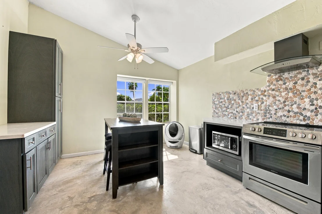 Photo of 14 HEATHER TRACE Drive