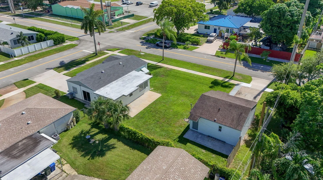 Photo of 304 Cypress Drive