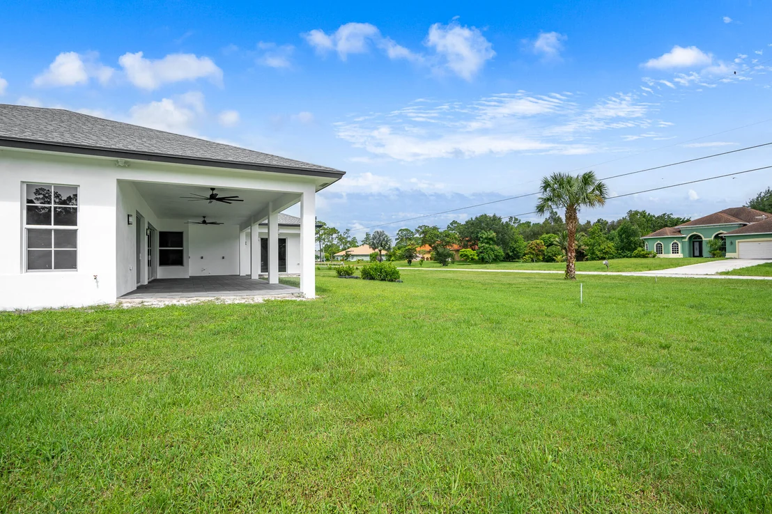 Photo of 17817 Temple Boulevard