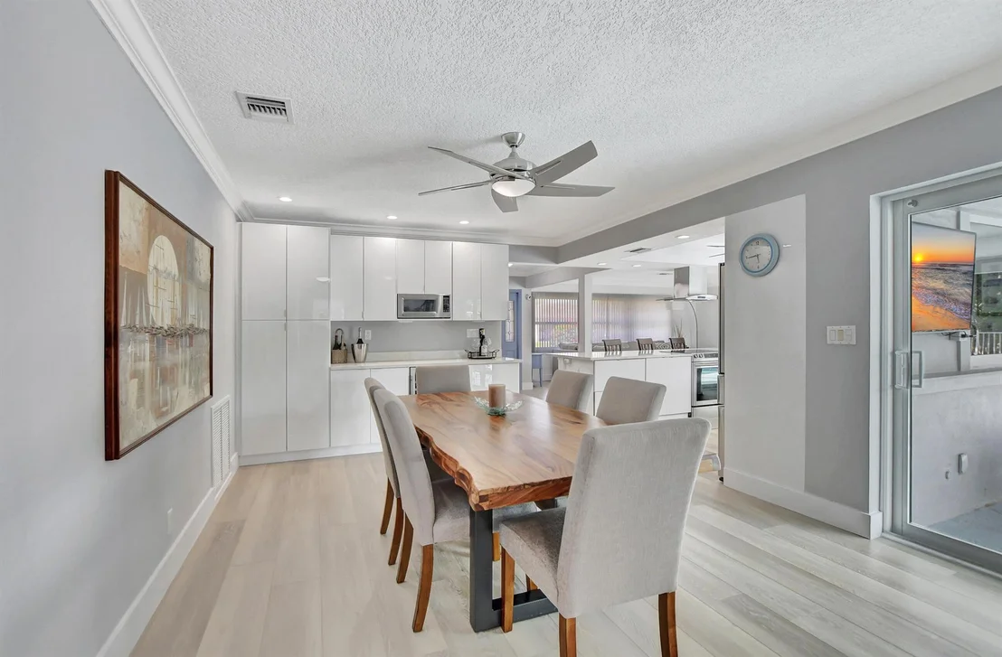Photo of 808 Berkeley Street