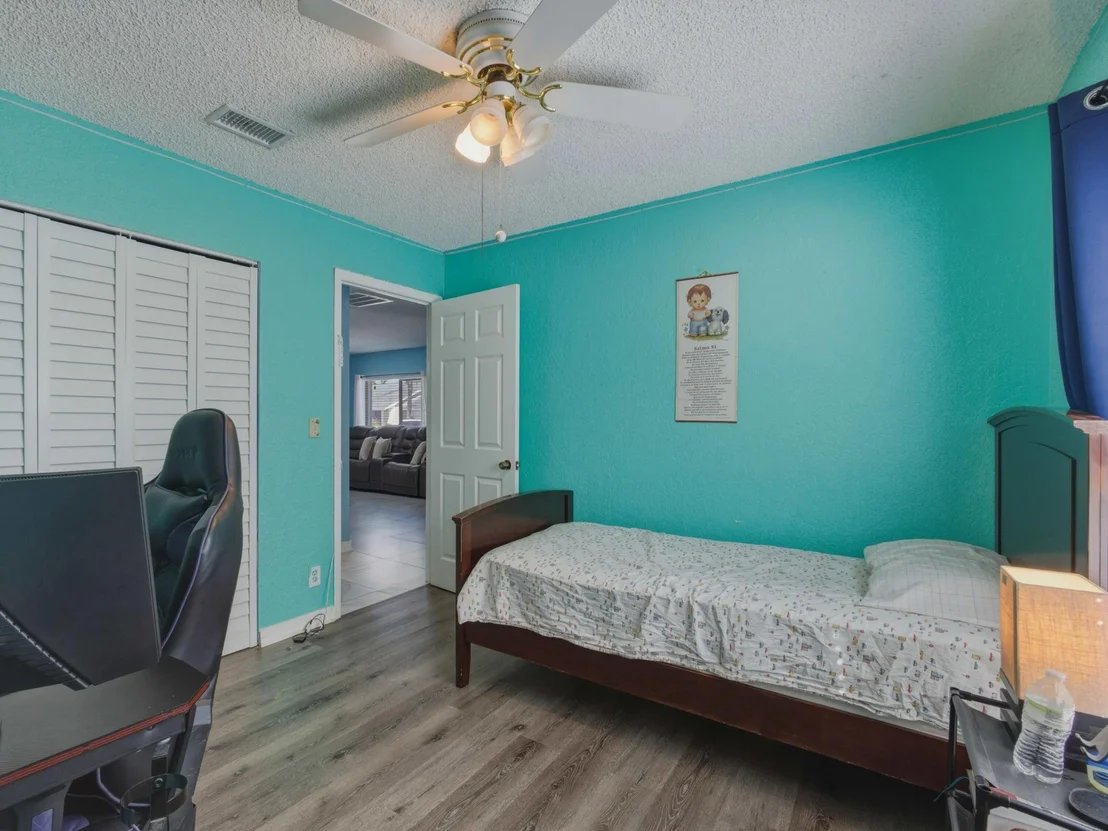 Photo of 5928 Ithaca Circle W