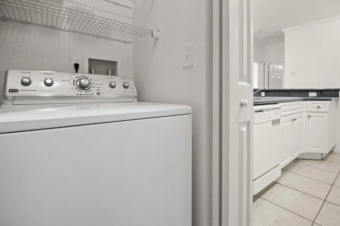 Photo of 272 SE Kitching Circle