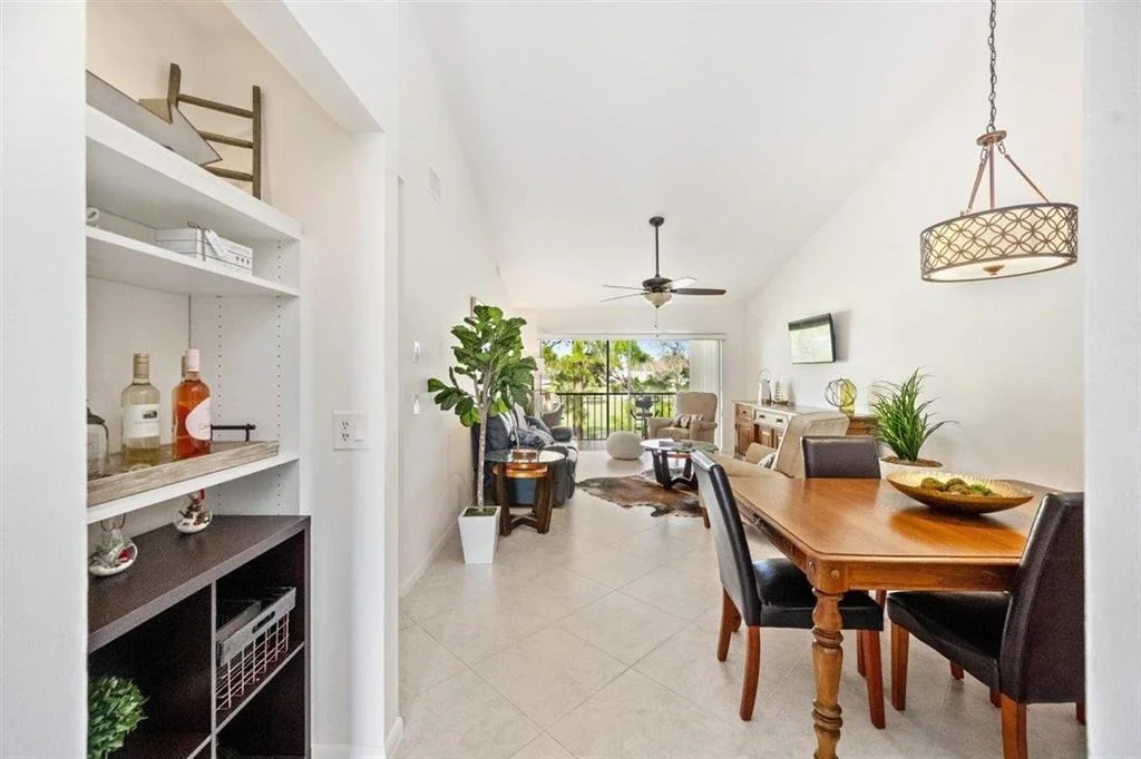 Photo of Unit A at 502 Pinecrest Circle