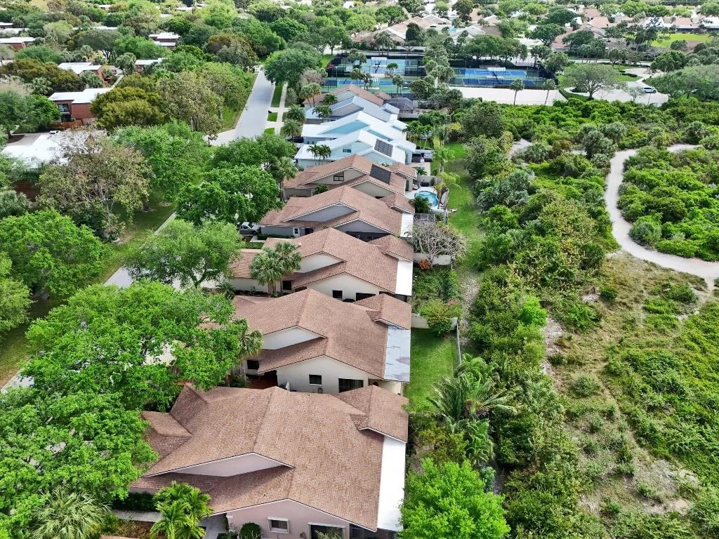 Photo of 316 River Edge Road