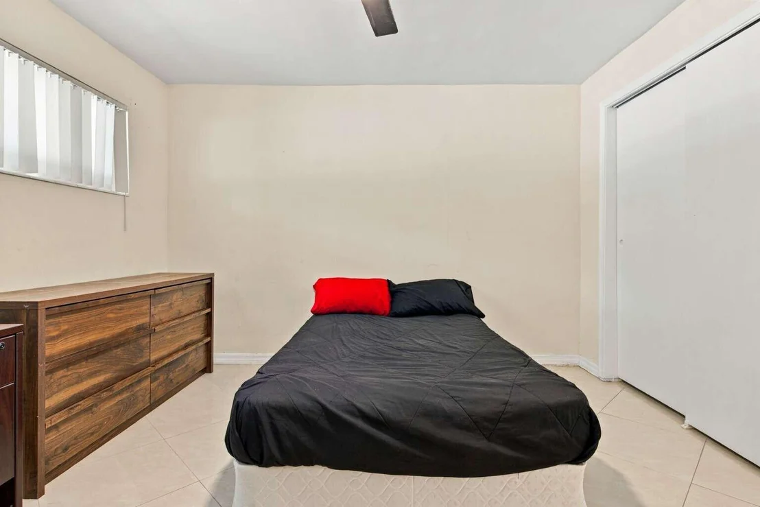 Photo of 7640 SUNSET STRIP