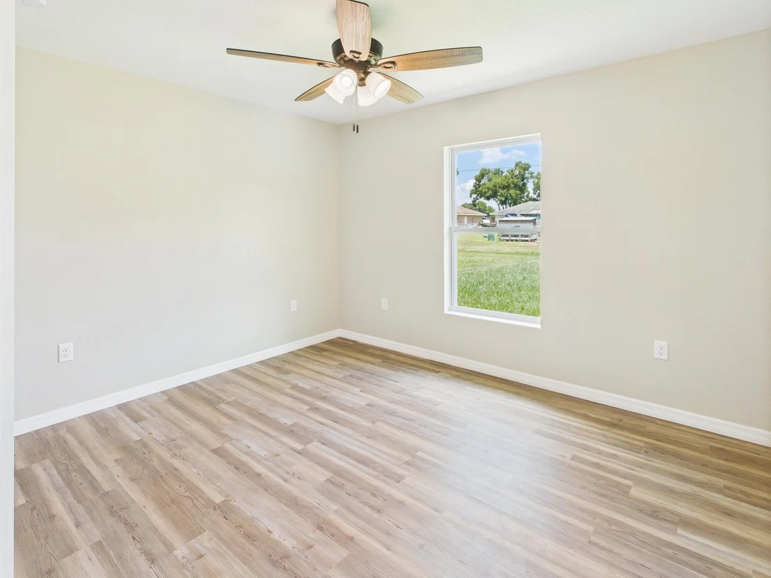 Photo of 910 NW 5th Street