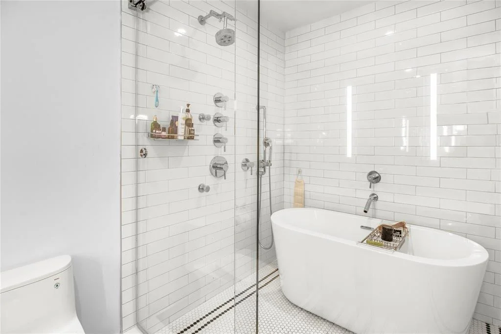 Photo of 330 SE 14th Avenue