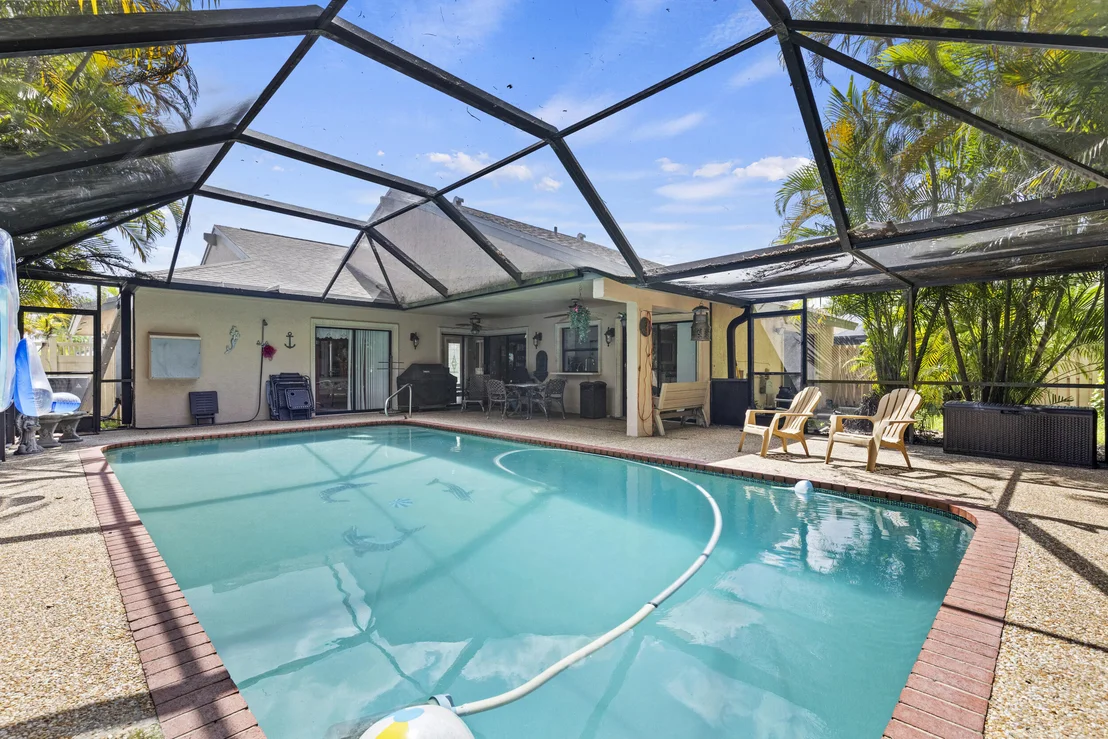 Photo of 21665 Sutters Lane