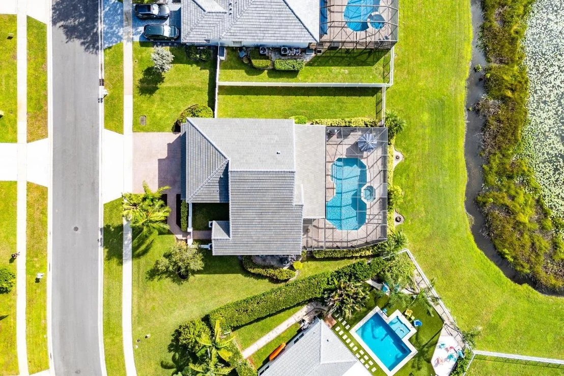 Photo of 6092 Indian Forest Circle