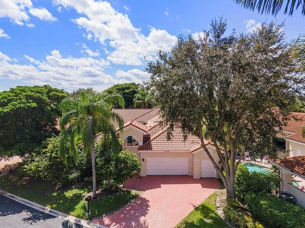 Photo of 7418 Campo Florido