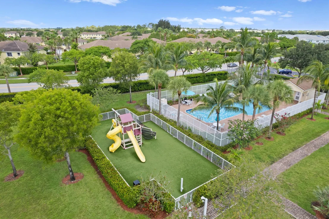 Photo of 6562 Adriatic Way
