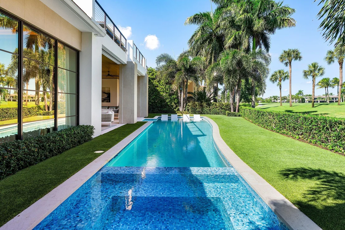 Photo of 471 ROYAL PALM Way