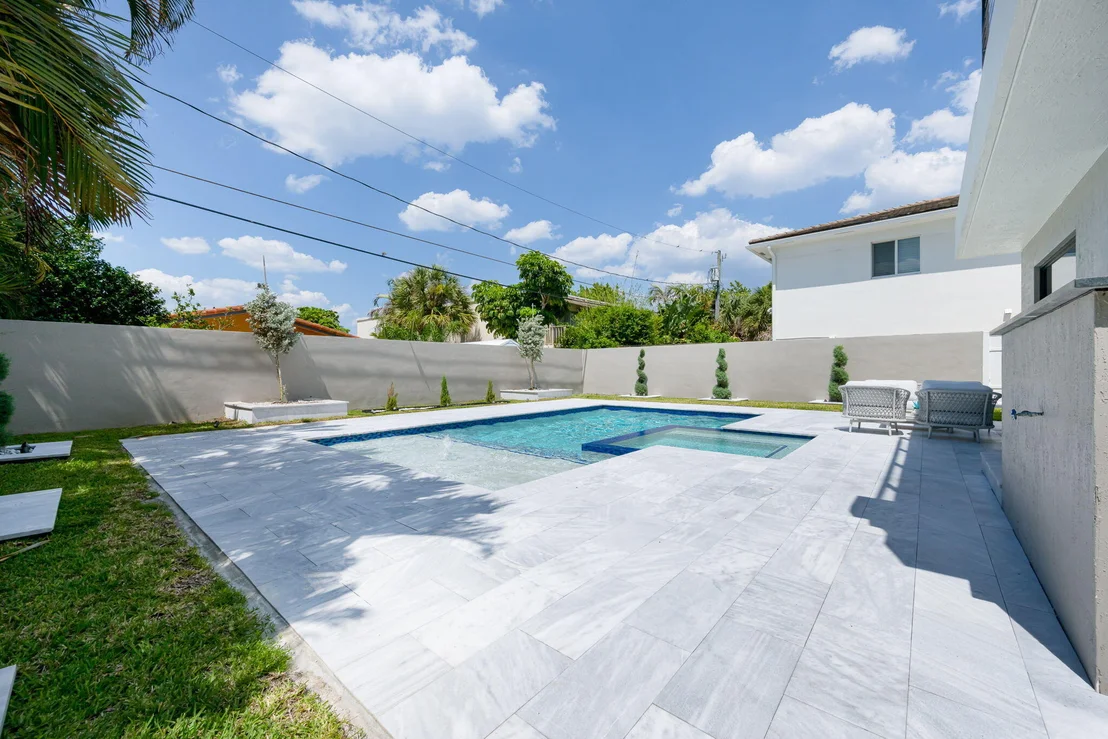 Photo of 3225 Canal Drive