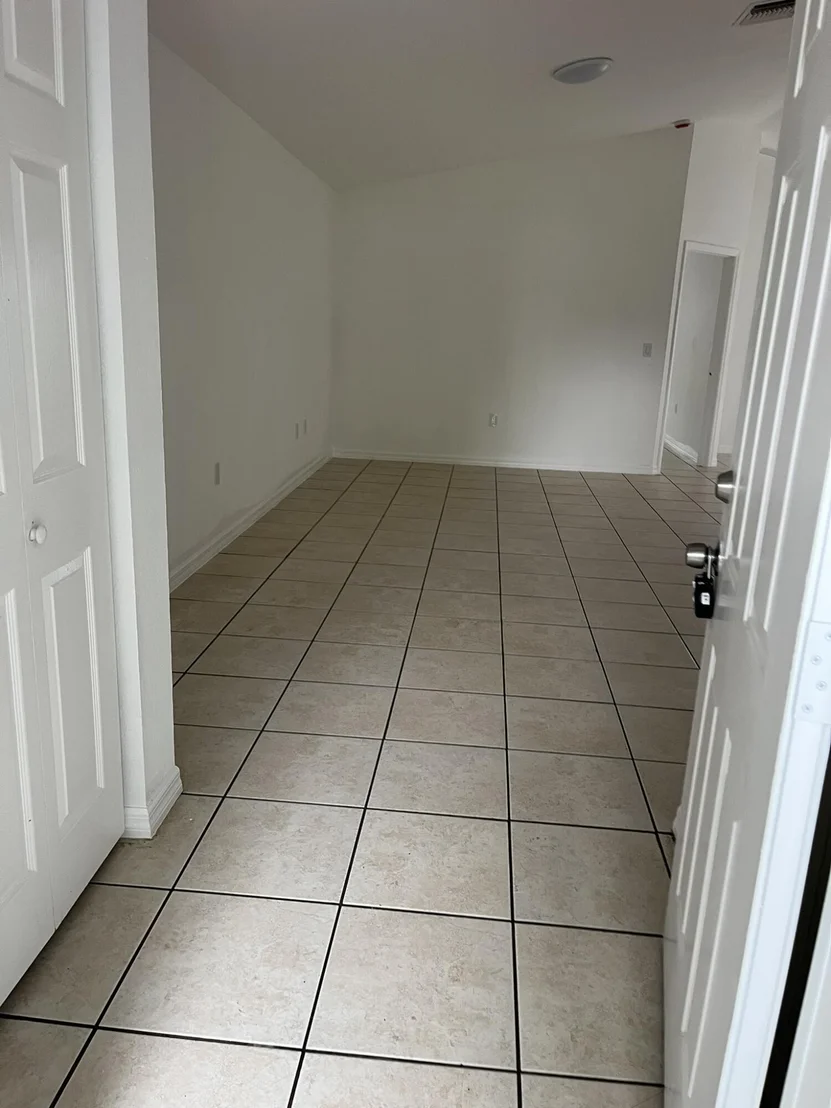 Photo of 3049 SE 38th Avenue
