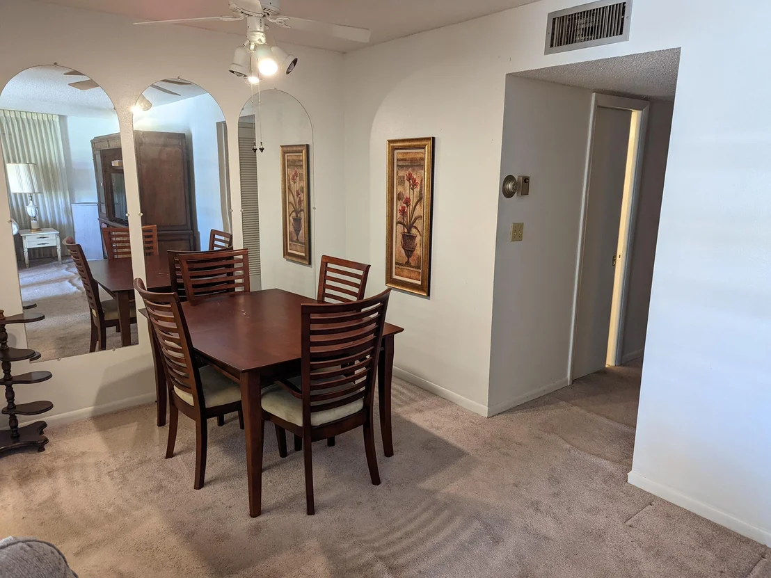 Photo of Unit D at 360 High Point Boulevard