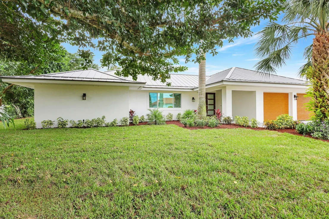 Photo of 3111 SE Fairway West E