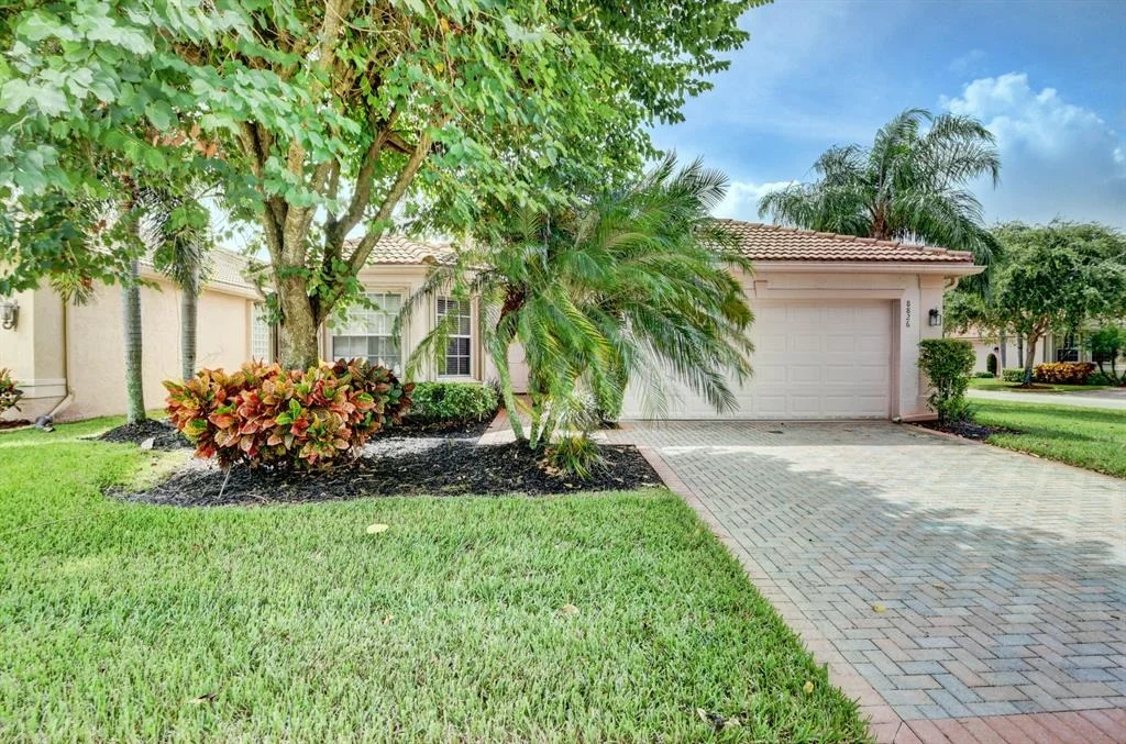 Photo of 8826 Laguna Royale Point