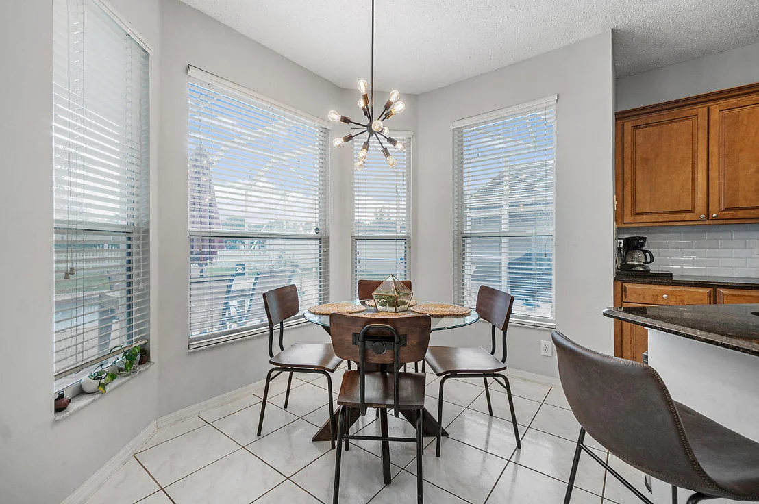 Photo of 7869 Manor Forest Lane
