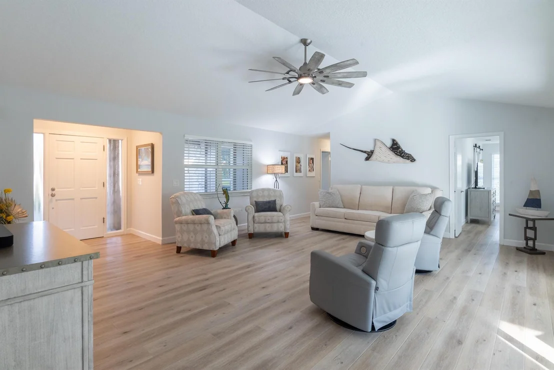 Photo of 3784 SE Fairway E