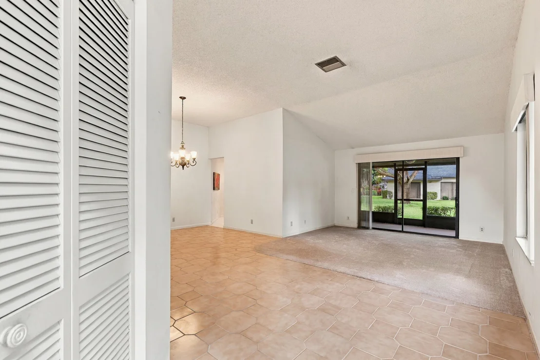 Photo of 5086 Pine Drive