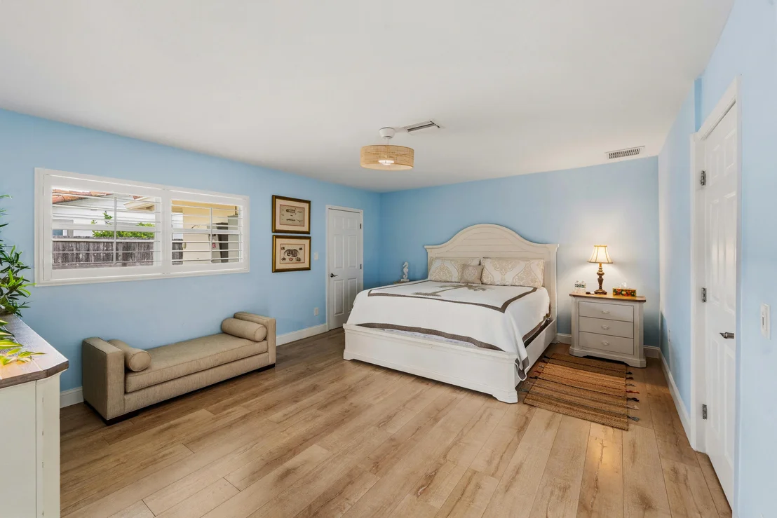 Photo of 1205 Dolphin Road