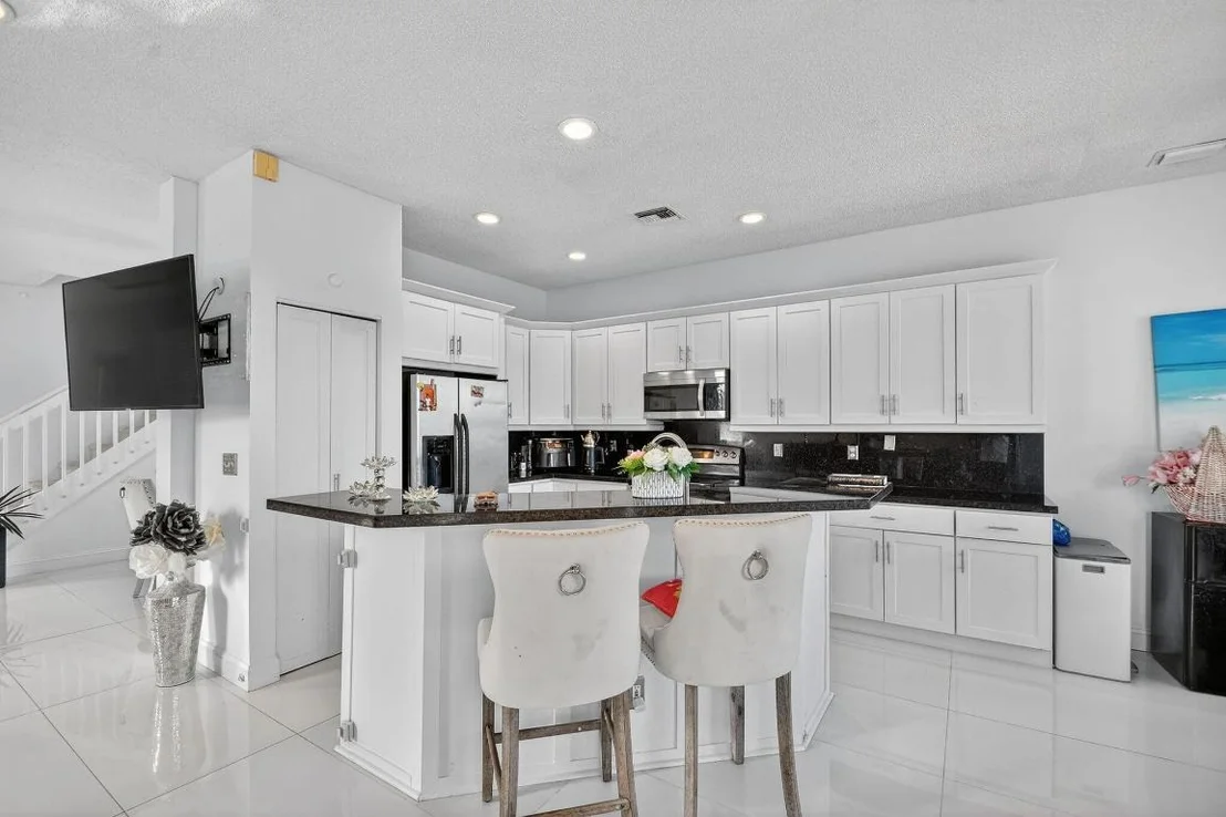 Photo of 7745 Springfield Lake Drive