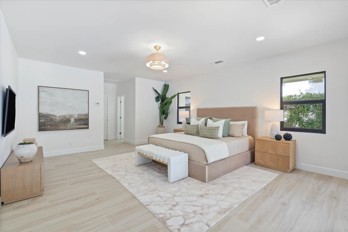 Photo of 460 Glenbrook Drive