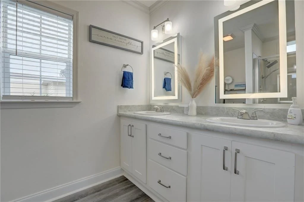 Photo of 322 Macadamia Drive