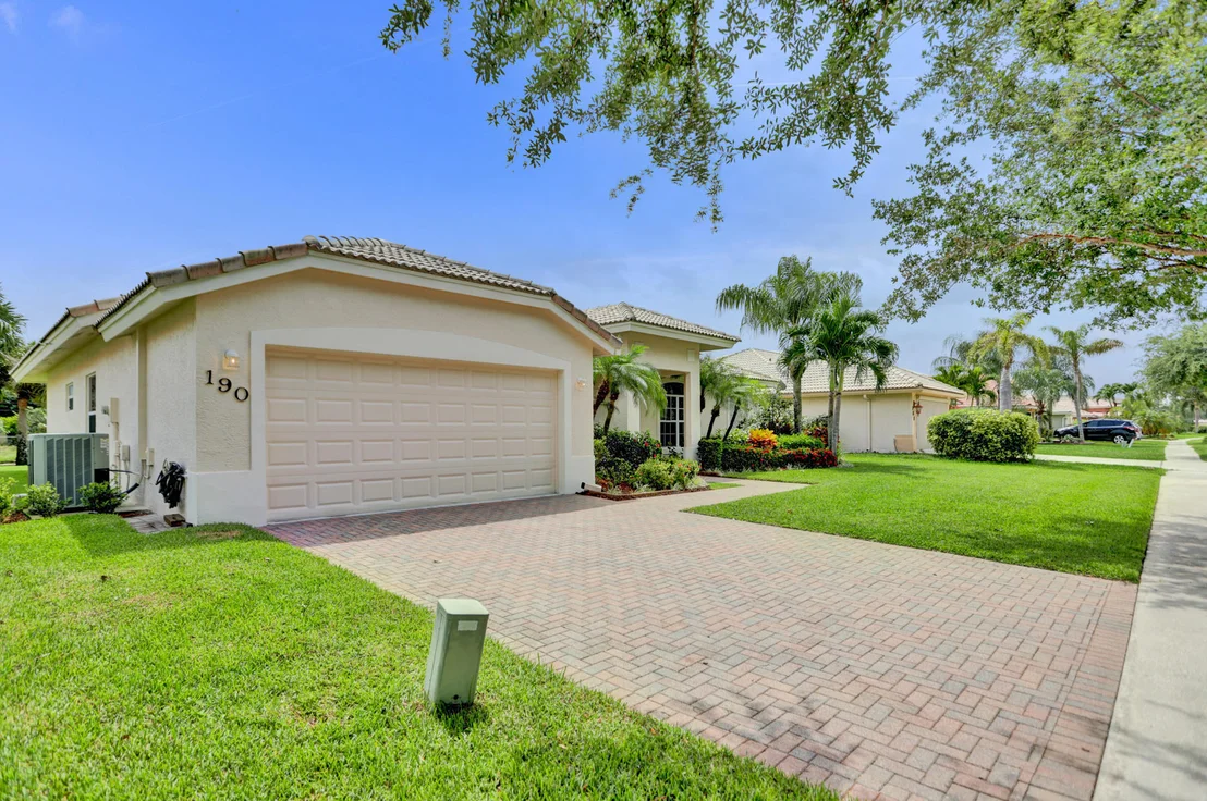 Photo of 190 Cypress Trace