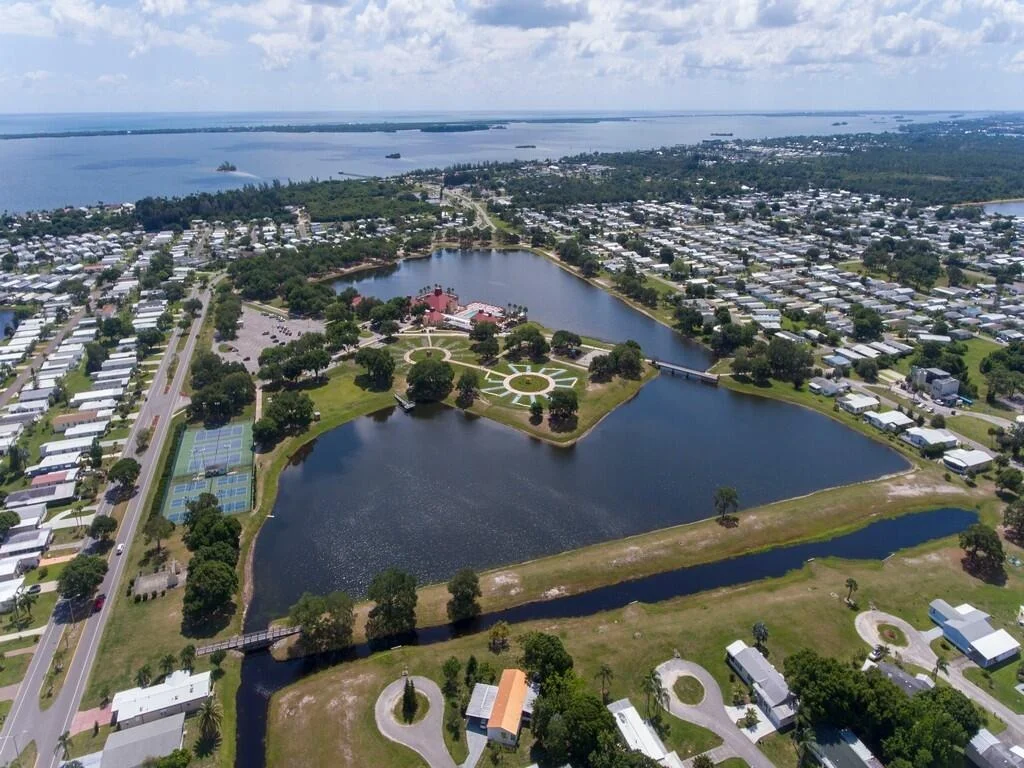 Photo of 1033 Oriole Circle