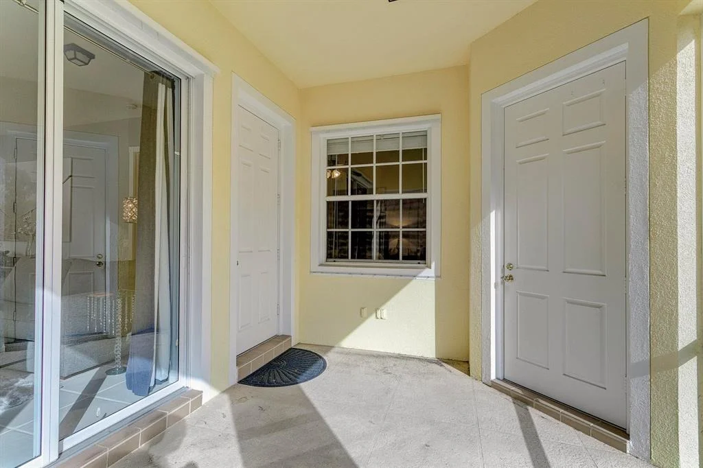 Photo of 180 Paradise Circle