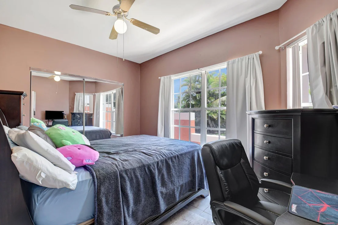 Photo of 8687 Spring Valley Drive