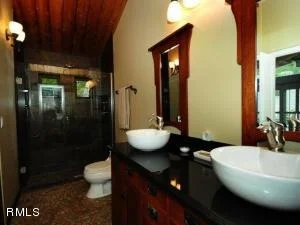 Photo of 102 Birdfish Lane