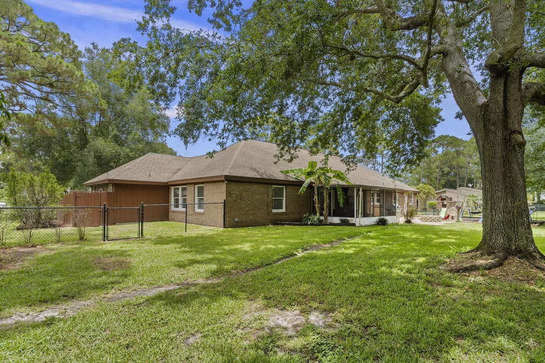 Photo of 8521 Hidden Pines Road