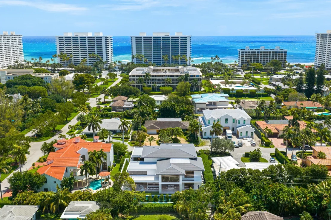 Photo of 1351 Cocoanut Road